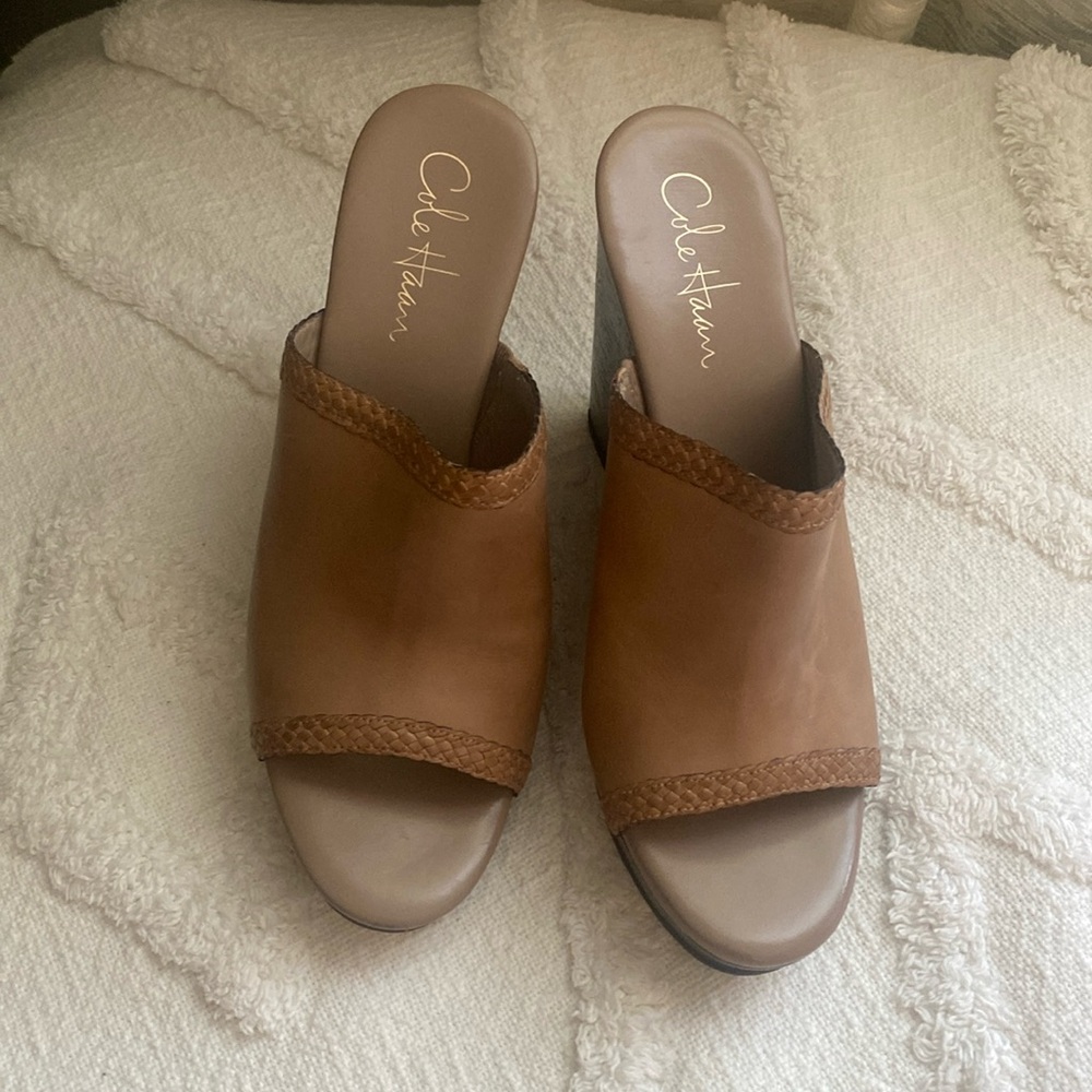size 8 Cole Haan wedge shoes